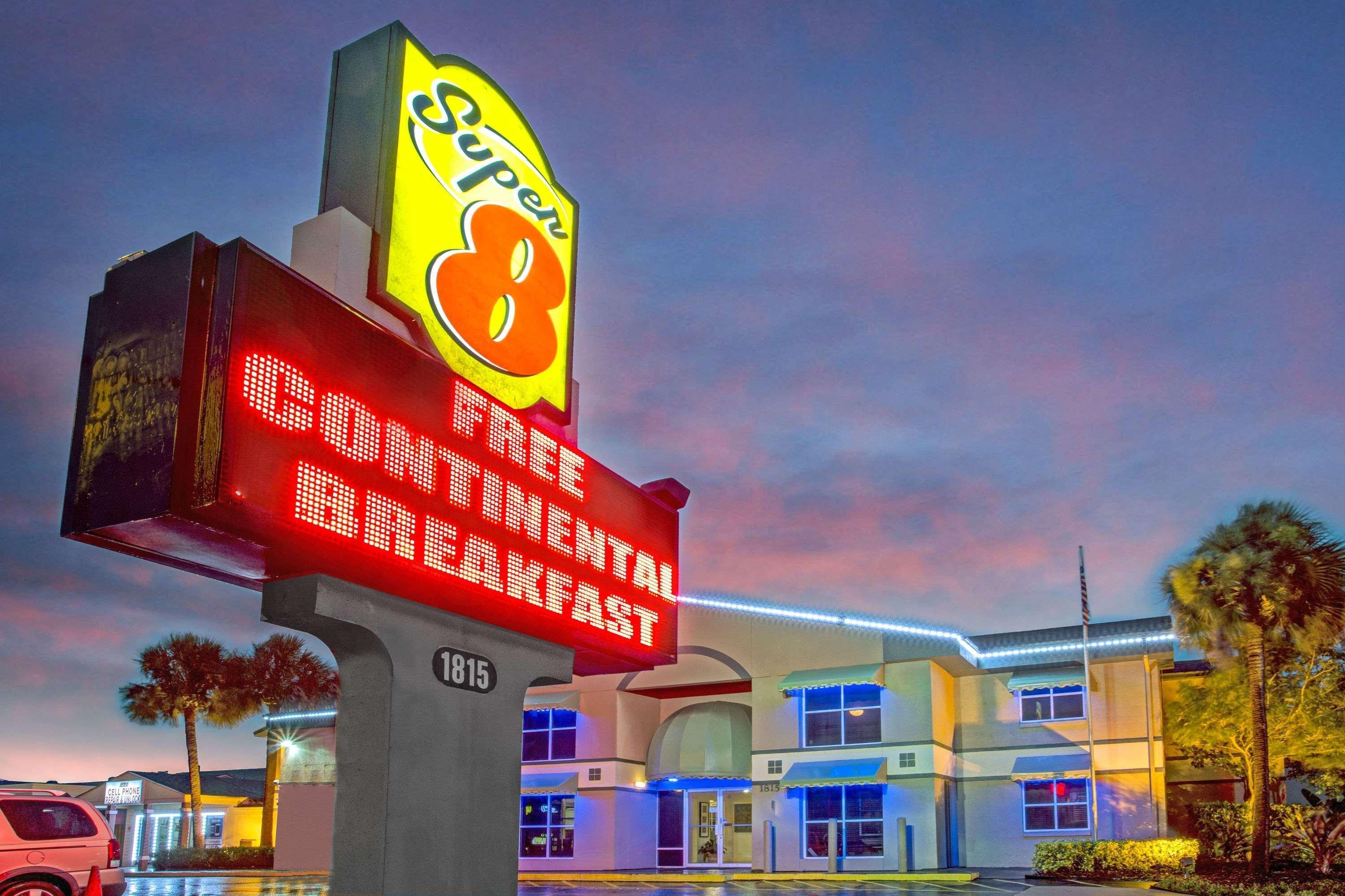 Motel Super 8 By Wyndham Kissimmee Extérieur photo