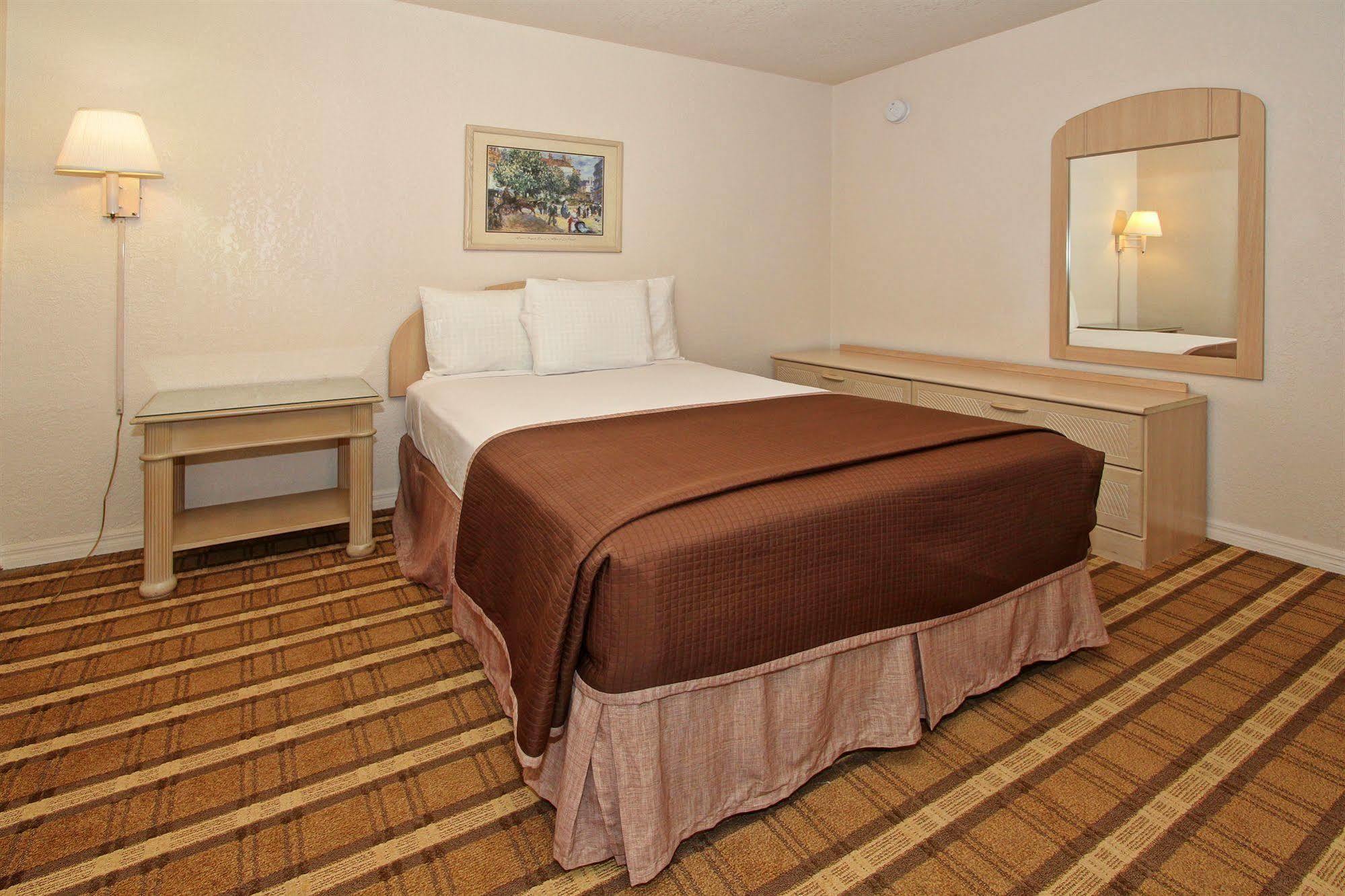 Motel Super 8 By Wyndham Kissimmee Extérieur photo