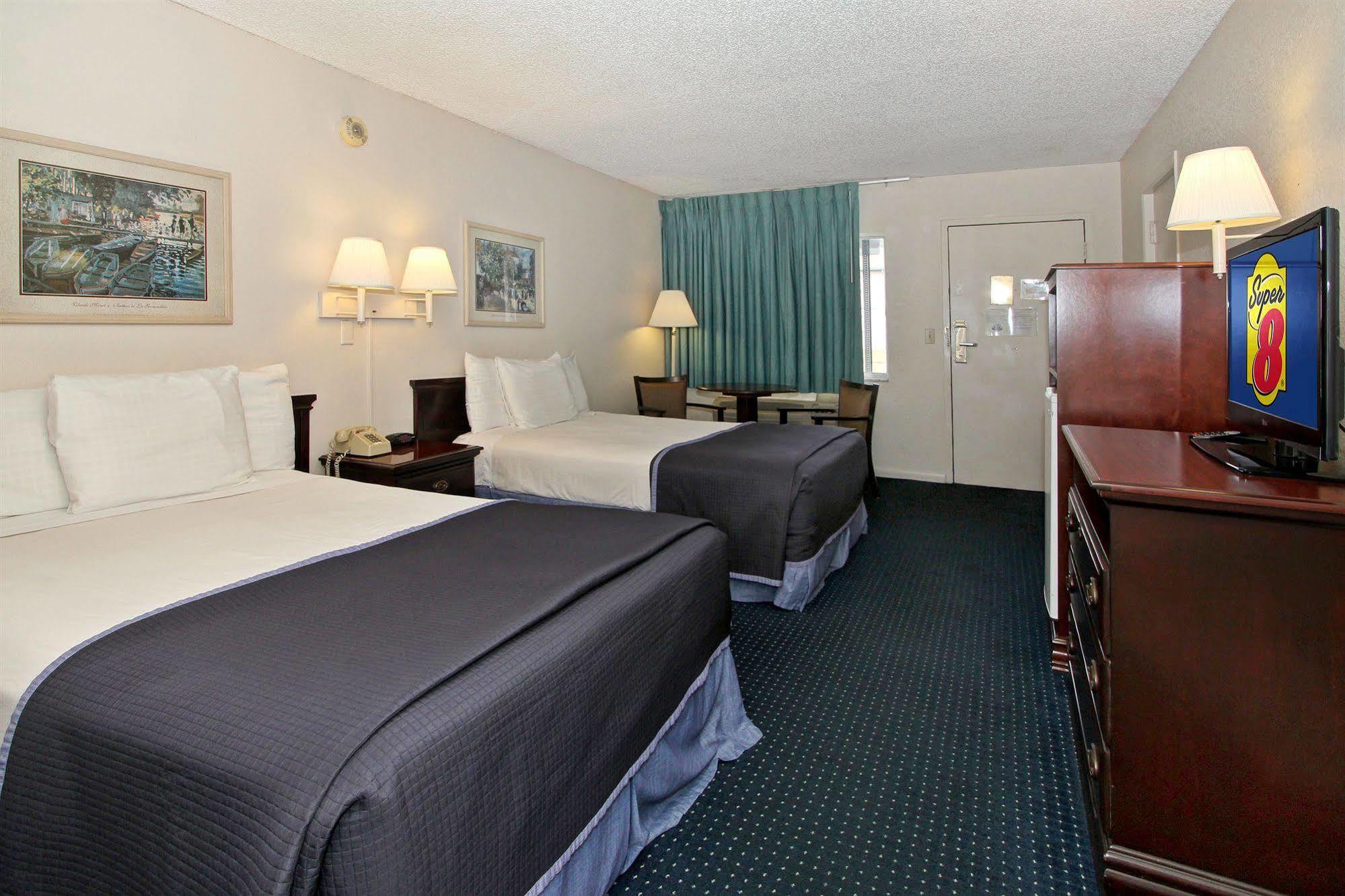 Motel Super 8 By Wyndham Kissimmee Extérieur photo